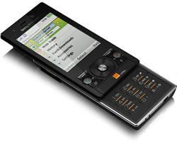 Sony Ericsson G705 – мобильник, замаскированный под смартфон