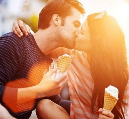 9 удивительных фактов о поцелуях